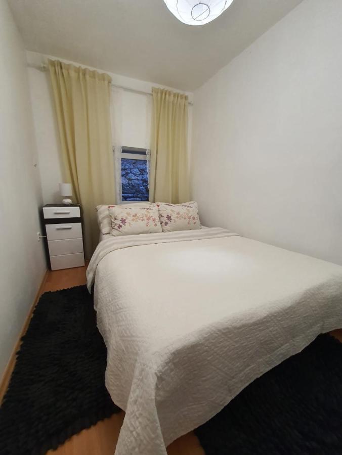 Apartment Vinjerac II Esterno foto